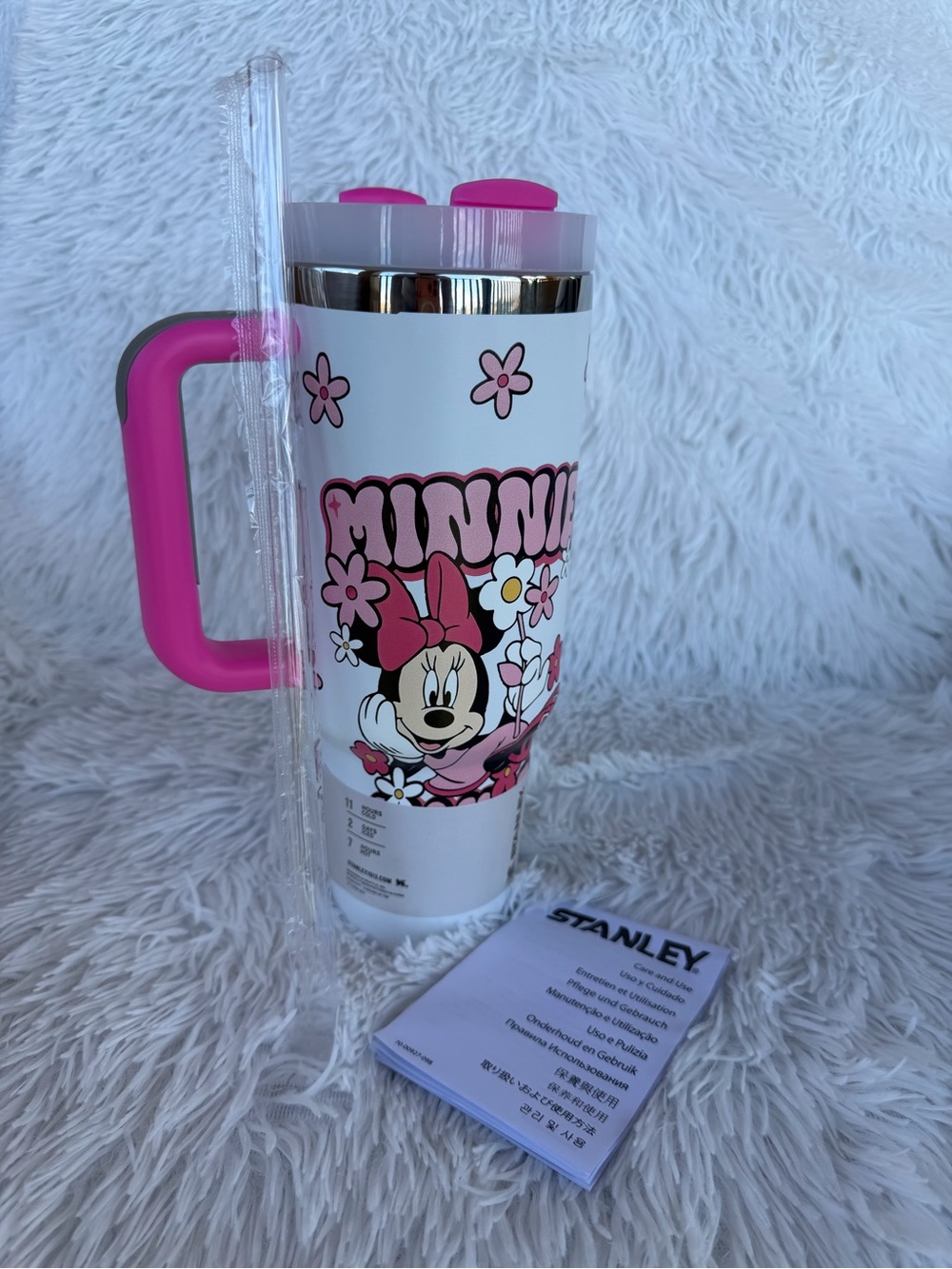 Stanley Quencher H2.0 40 oz Minnie Mouse Pink Floral Tumbler - Picture 2 of 9